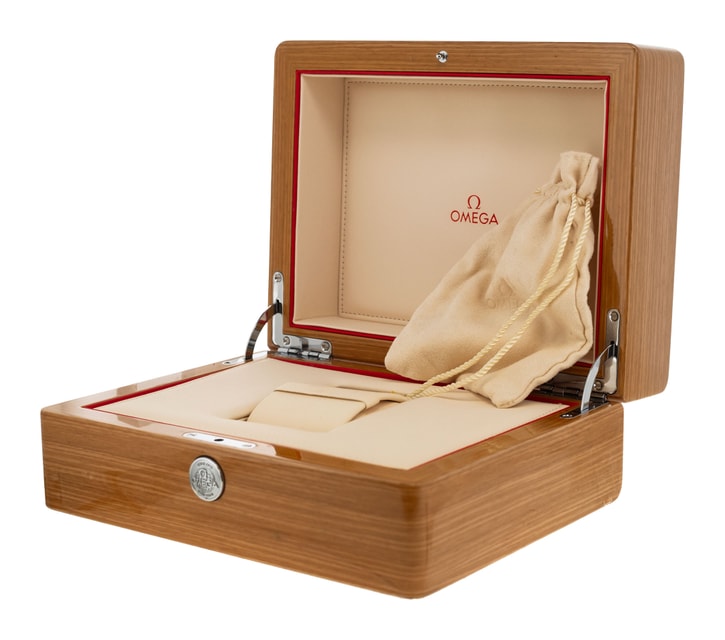 Omega Planet Ocean 232.30.46.51.01.001 Image 5